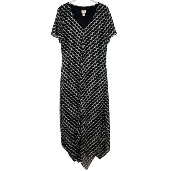 Chico's Dresses & Skirts - Chico’s Black and White Short Sleeve V-neck Maxi Dress 2 12